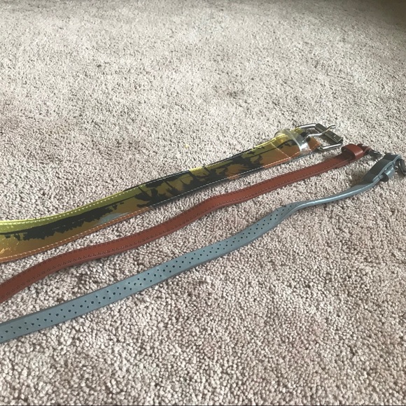 Belts - Picture 2 of 5